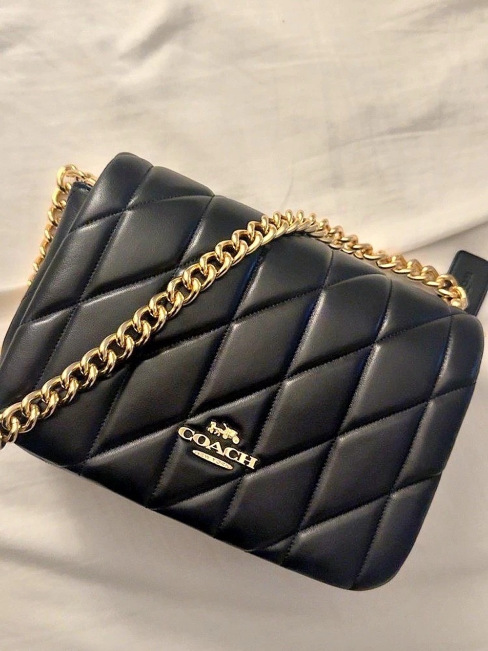 NWOT Coach Quinn Shoulder Bag, CY633